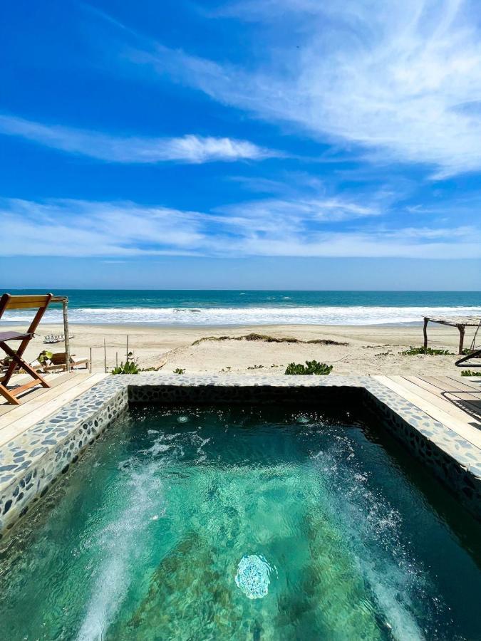 Diem Vichayito Beachfront Eco-Luxury 外观 照片