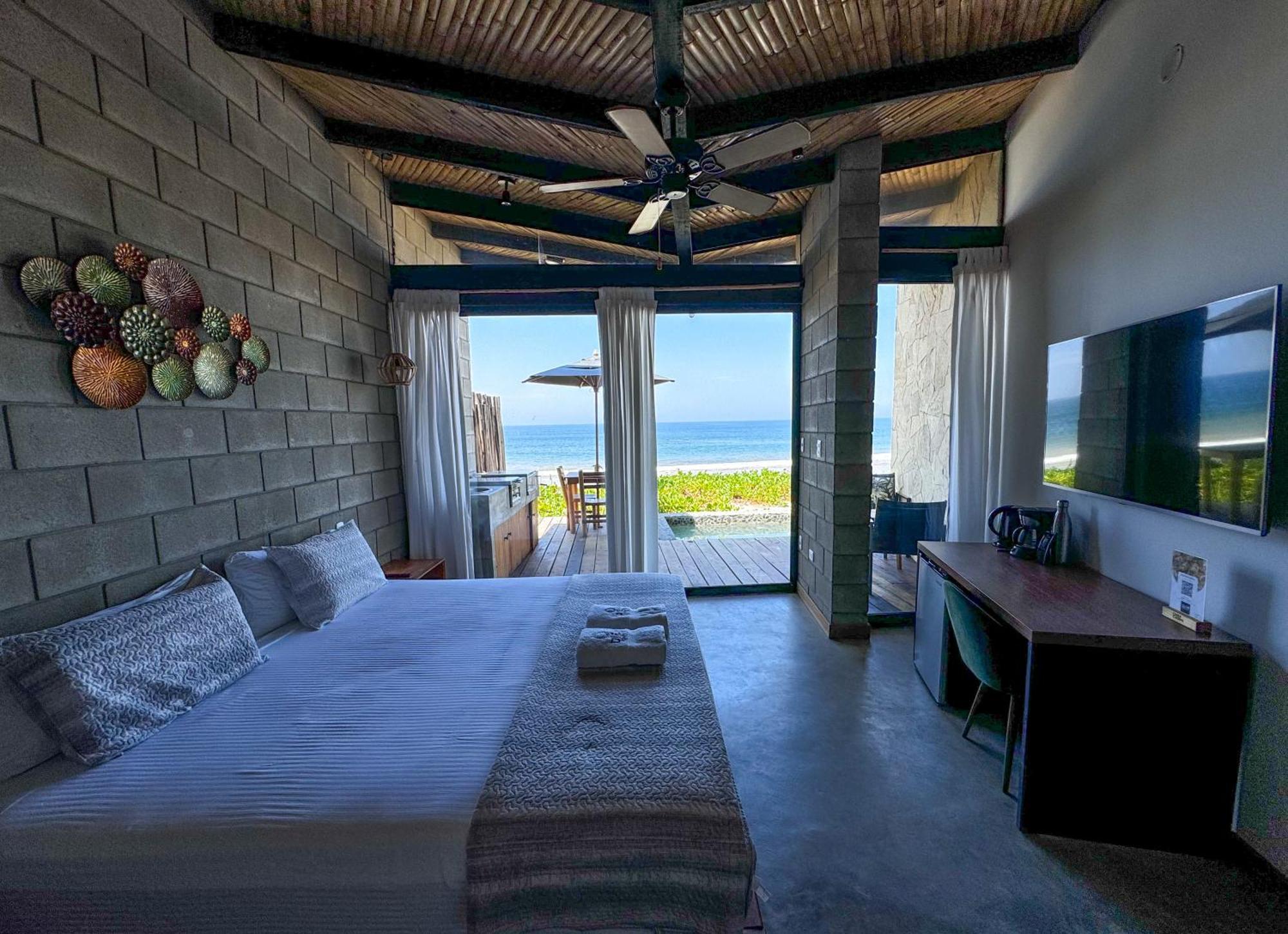 Diem Vichayito Beachfront Eco-Luxury 外观 照片