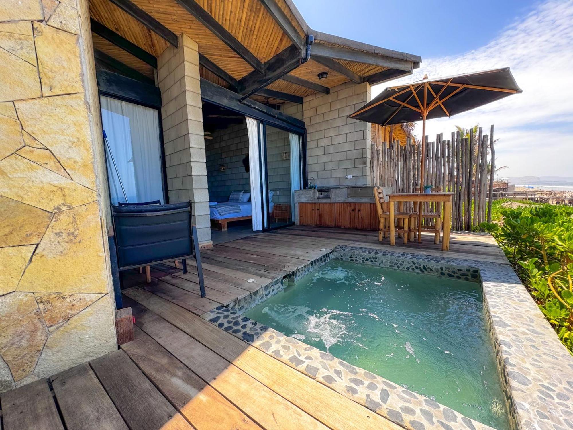 Diem Vichayito Beachfront Eco-Luxury 外观 照片