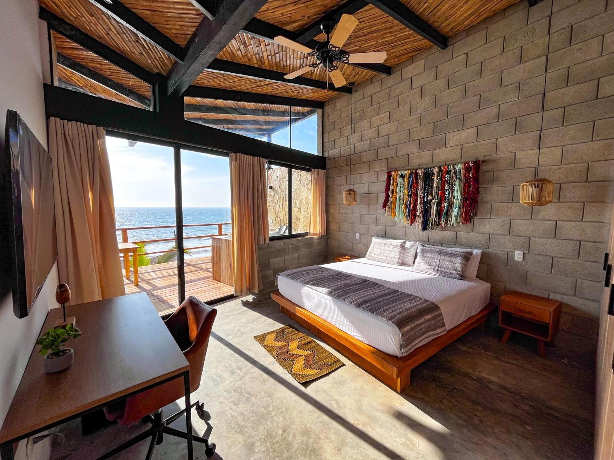 Diem Vichayito Beachfront Eco-Luxury 外观 照片