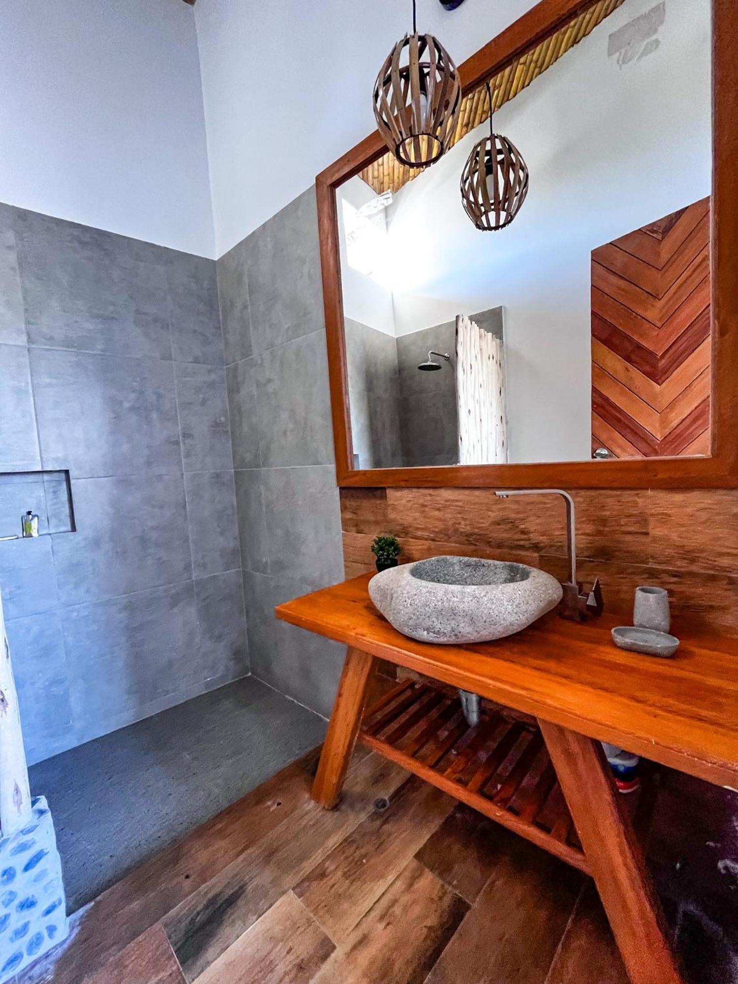 Diem Vichayito Beachfront Eco-Luxury 外观 照片