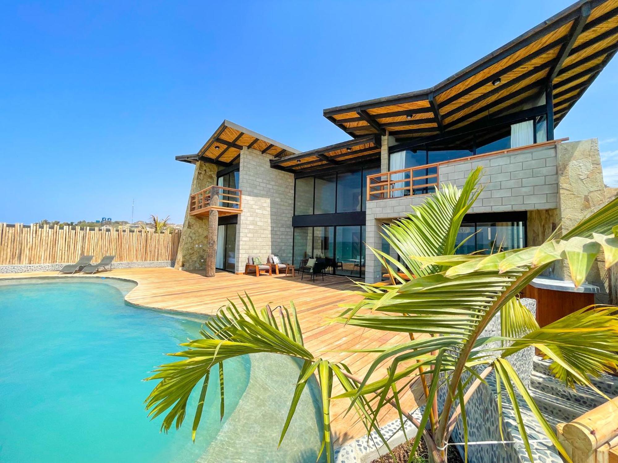 Diem Vichayito Beachfront Eco-Luxury 客房 照片